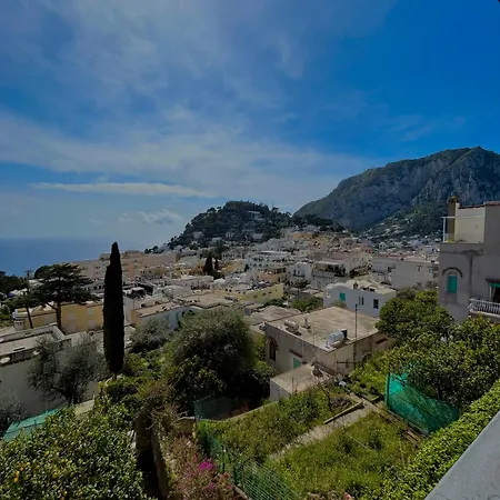 Dreams * Capri